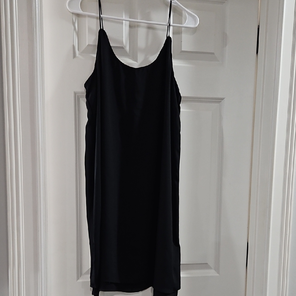 Alya Black Midi Dress